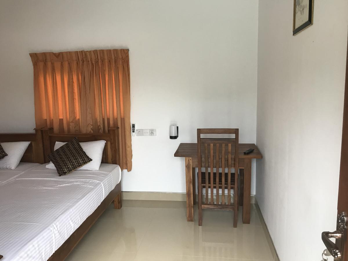 Deshani Holiday Inn Dambulla Luaran gambar