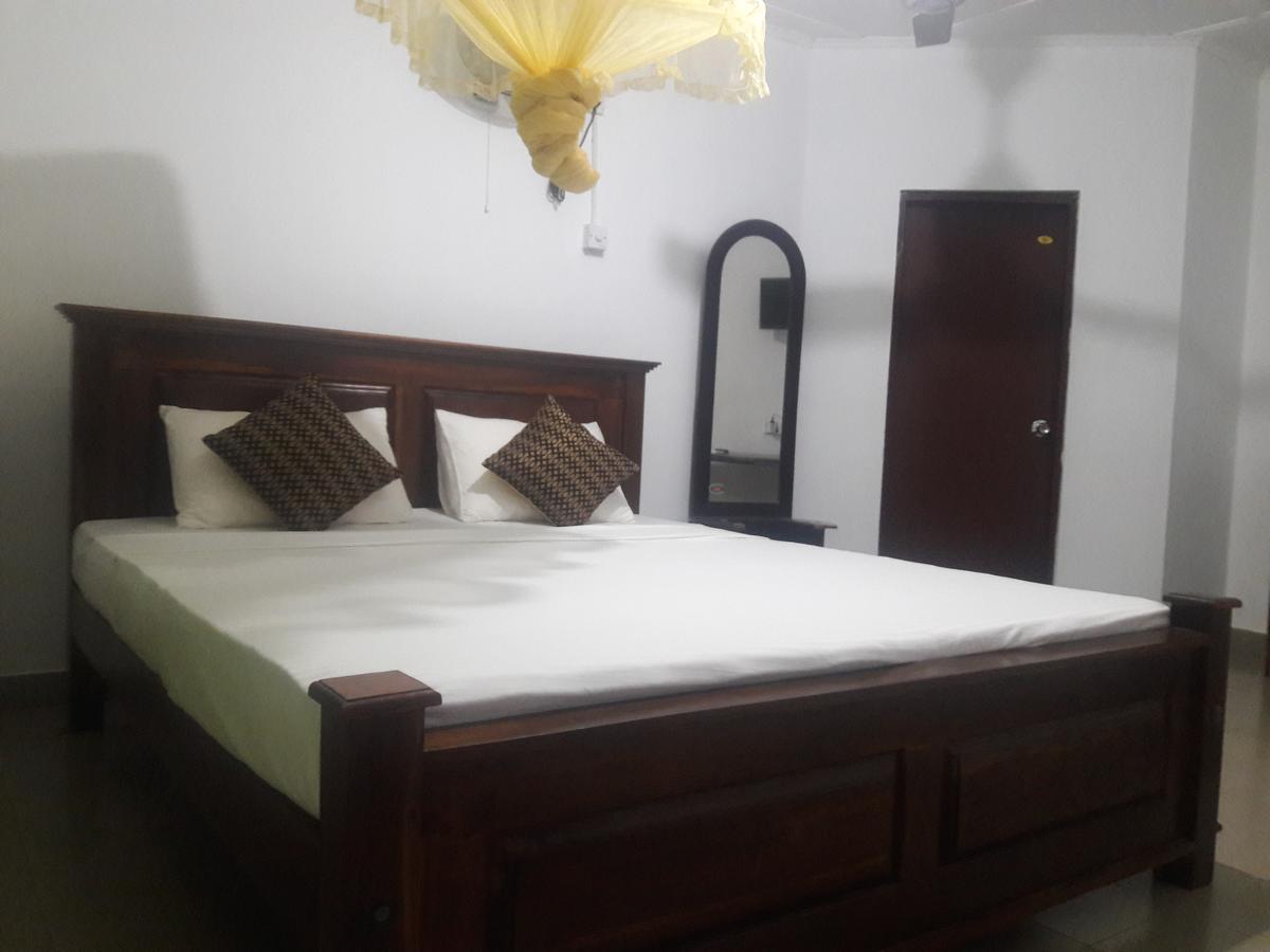 Deshani Holiday Inn Dambulla Luaran gambar
