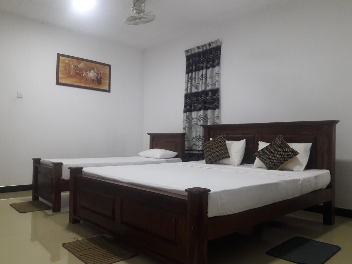 Deshani Holiday Inn Dambulla Luaran gambar