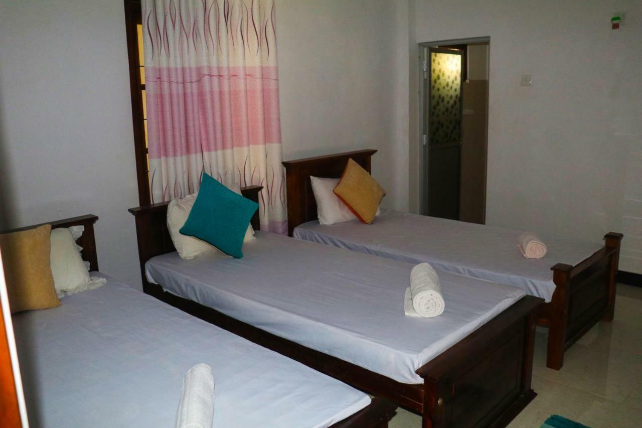 Deshani Holiday Inn Dambulla Luaran gambar